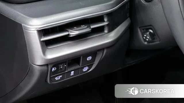 Hyundai Grandeur Hybrid (GN7) id 3131592 из Кореи 7