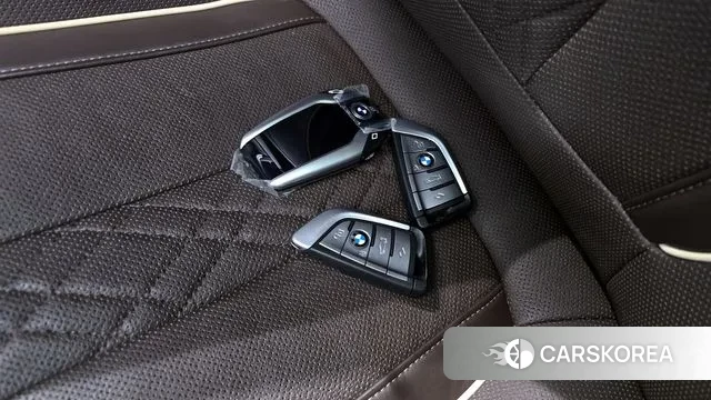 BMW 5 Series (G30) id 3622679 из Кореи 7