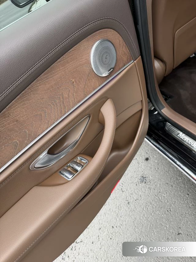 Mercedes-Benz E-class id 4277744 из Китая 7