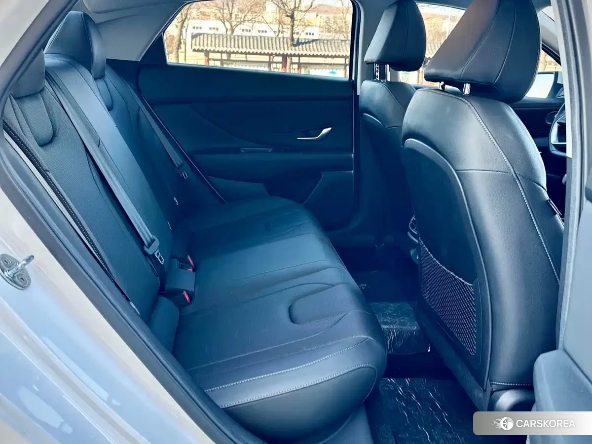 Hyundai Elantra id 4545597 из Китая 7