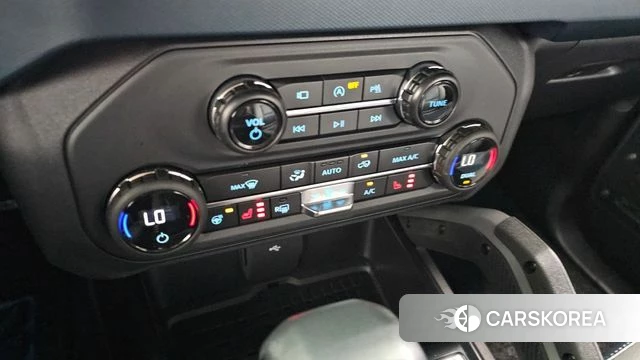 Ford Bronco 6th Generation id 4773432 из Кореи 7