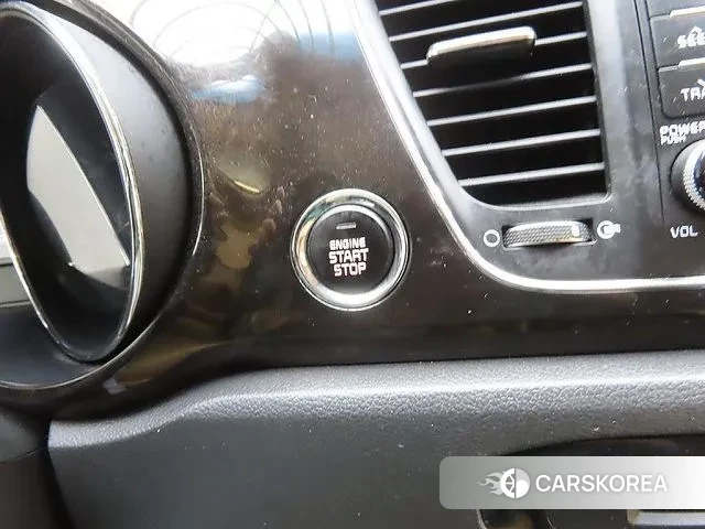 Kia The New Carnival id 3732903 из Кореи 7