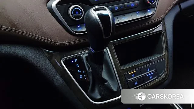 Hyundai The New Grand Starex id 3413336 из Кореи 7