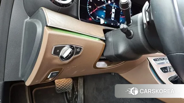 Mercedes-Benz E-Class W213 id 2980312 из Кореи 7