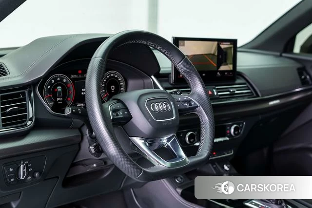 Audi Q5L Sportback id 4210653 из Китая 7