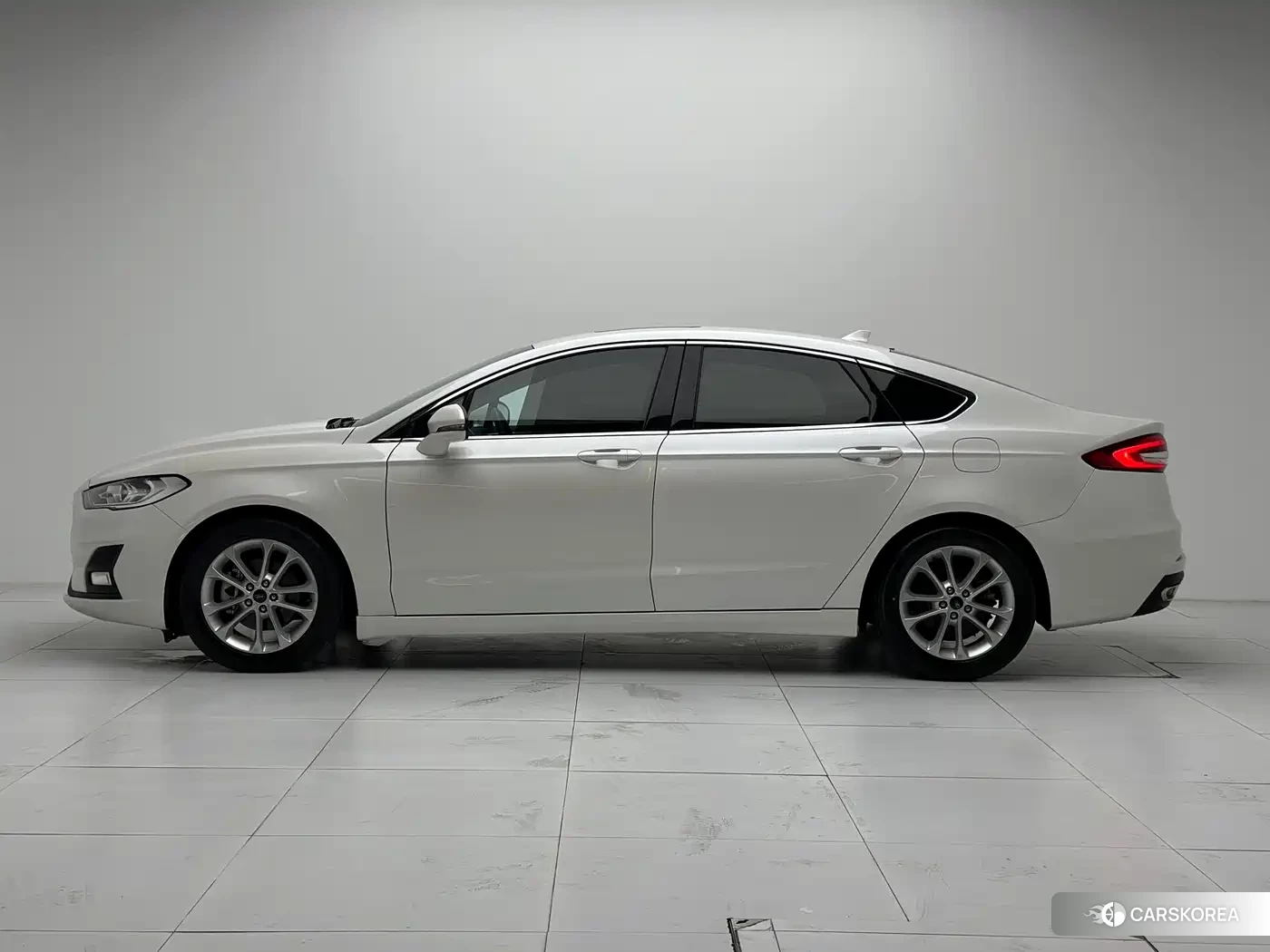 Ford Mondeo id 4570608 из Китая 7