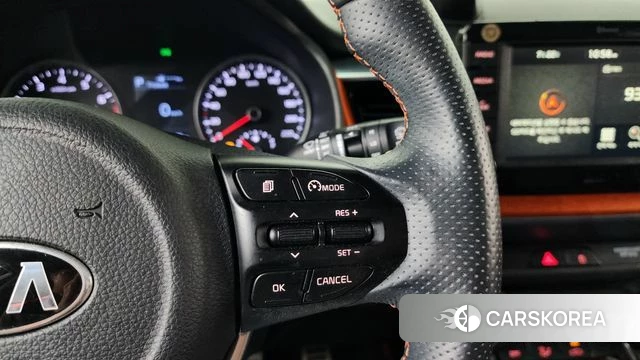 Kia Stonic id 4615292 из Кореи 7