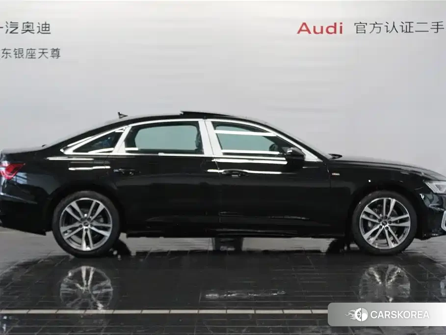 Audi A6L id 4546112 из Китая 7