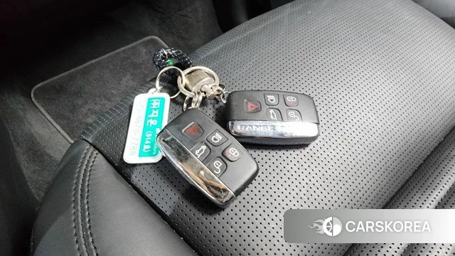 Land Rover Discovery Sports id 4596187 из Кореи 7