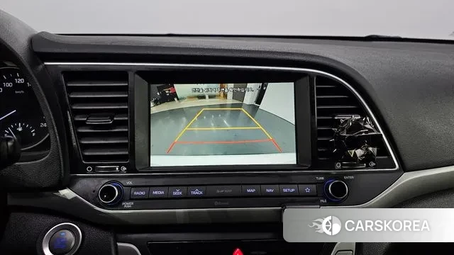 Hyundai Avante AD id 3728694 из Кореи 7