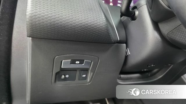 Land Rover Range Rover Velar id 4688994 из Кореи 7