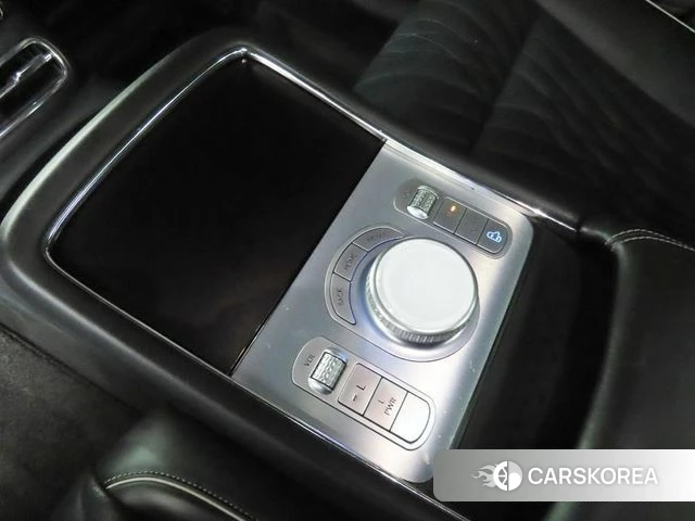 Genesis G90 (RS4) id 4316088 из Кореи 7