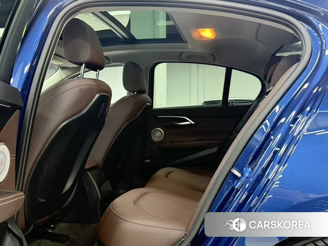 BMW 1 series id 4348458 из Китая 7