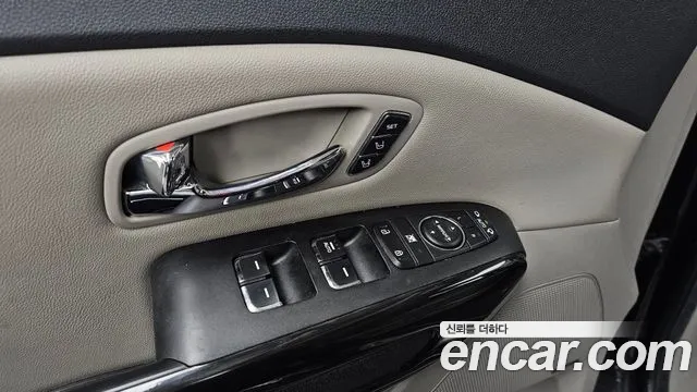 Kia The New Carnival id 2435992 из Кореи 7