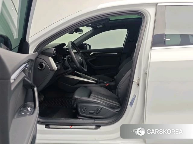 Audi A3 id 4209568 из Китая 7