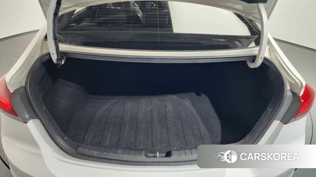 Hyundai Avante AD id 4206720 из Кореи 7