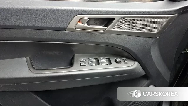 Ssangyong Rexton Sports id 3773201 из Кореи 7