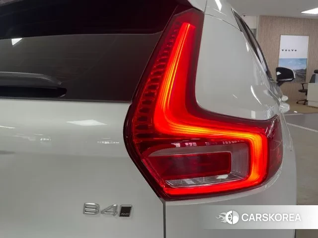 Volvo XC40 id 3733908 из Кореи 7