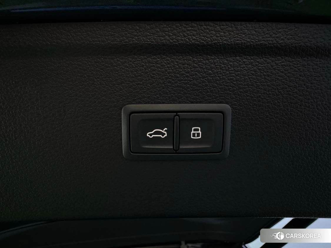 Audi Q5L id 4453683 из Китая 7