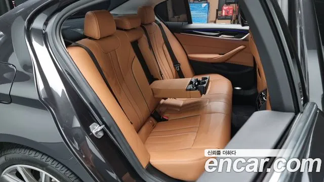 BMW 5 Series (G30) id 2710601 из Кореи 7