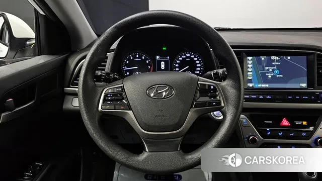 Hyundai Avante AD id 2903054 из Кореи 7