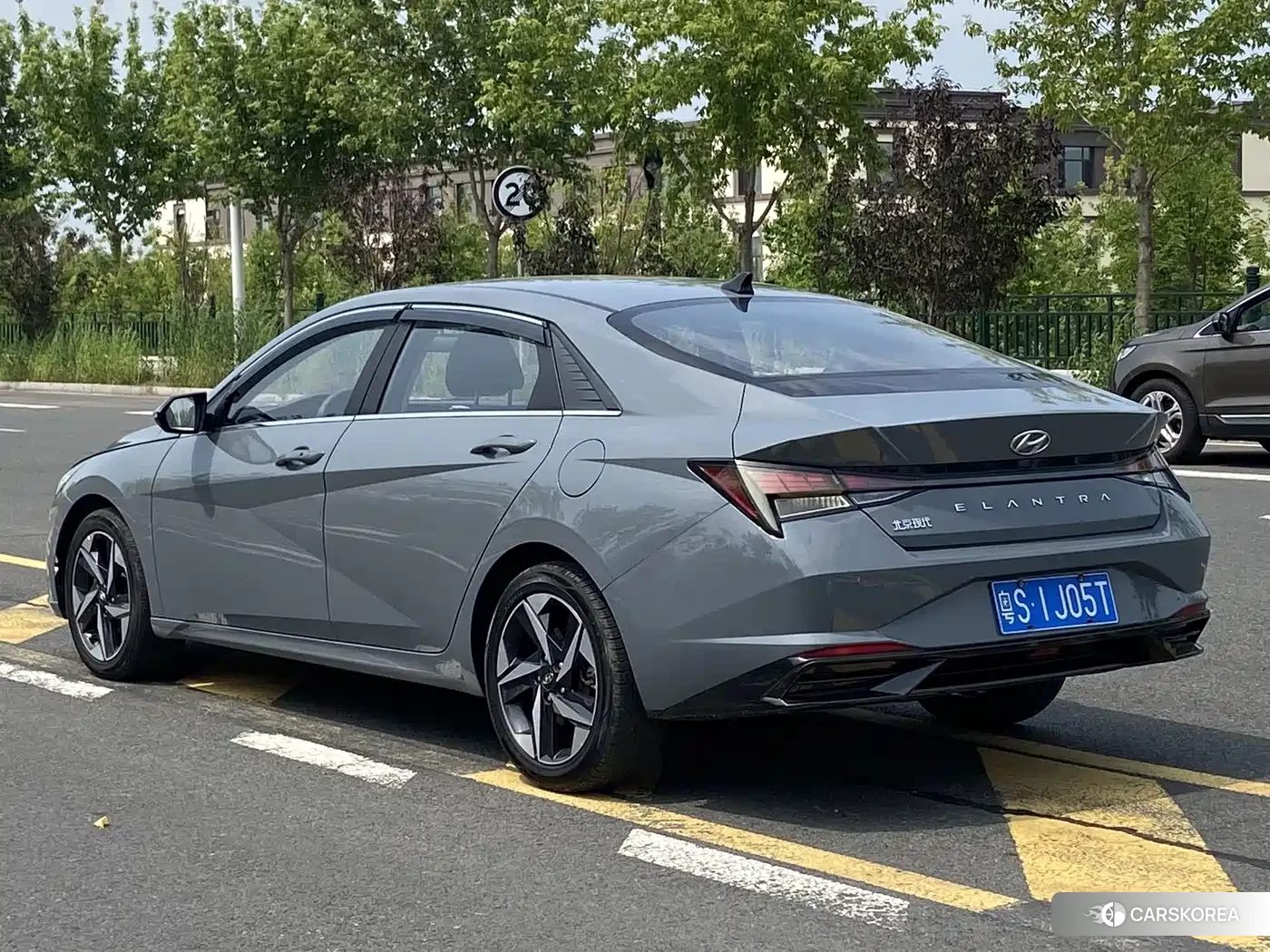 Hyundai Elantra id 4622381 из Китая 7