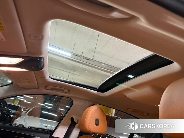 BMW 5 Series (G30) id 3853130 из Кореи 7