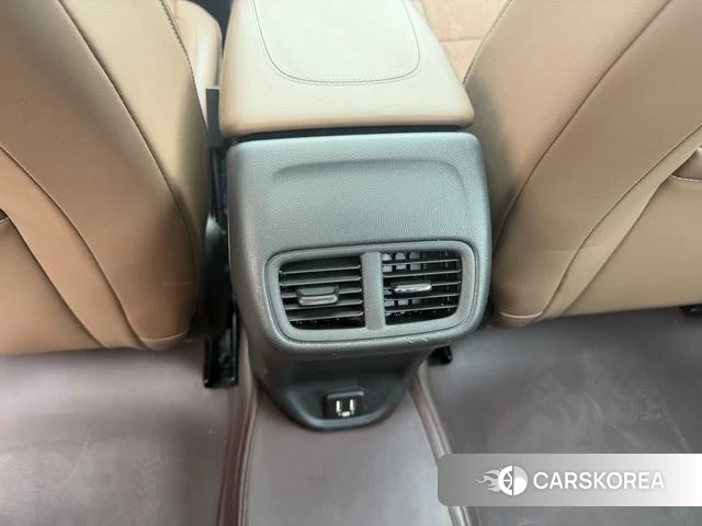 Buick Regal id 3926901 из Китая 7