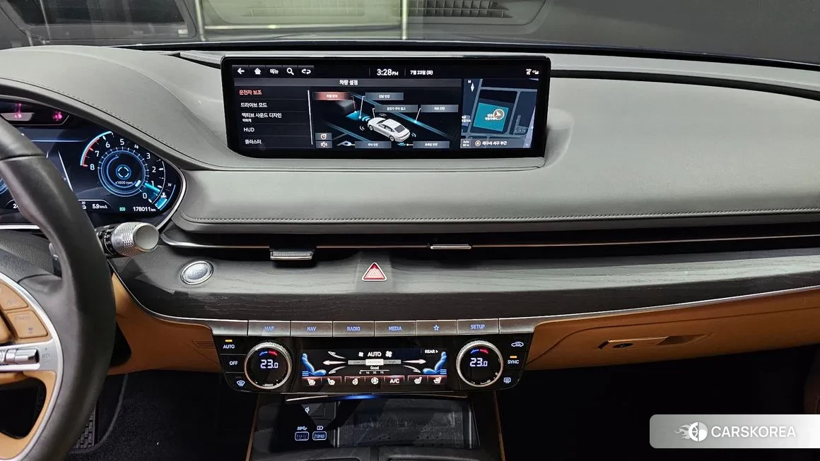 Genesis G80 (RG3) id 1732921 из Кореи 7