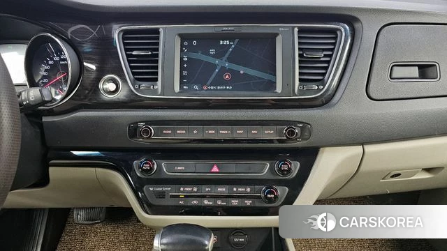 Kia The New Carnival id 4411355 из Кореи 7