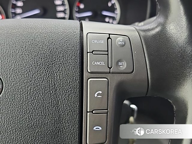 Hyundai The New Grand Starex id 4943427 из Кореи 7