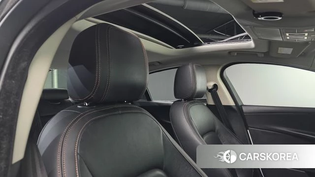 Jaguar XE id 3894050 из Кореи 7