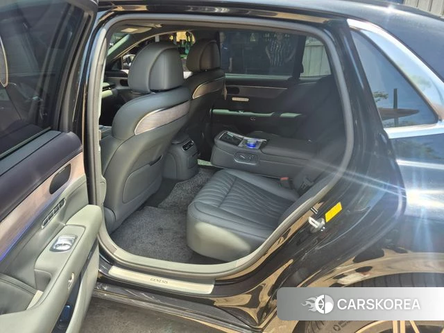 Genesis G90 (RS4) id 4650573 из Кореи 7