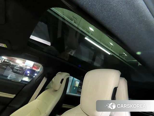 Porsche Taycan id 4533675 из Кореи 7