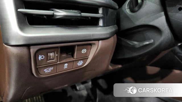 Hyundai Grandeur Hybrid (GN7) id 3858785 из Кореи 7