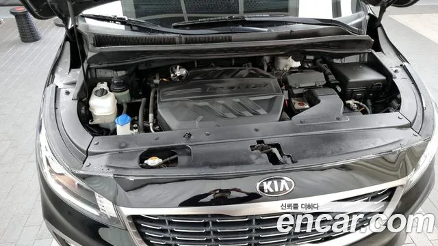 Kia The New Carnival id 2589891 из Кореи 7