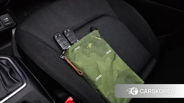 Jeep Renegade id 3038353 из Кореи 7