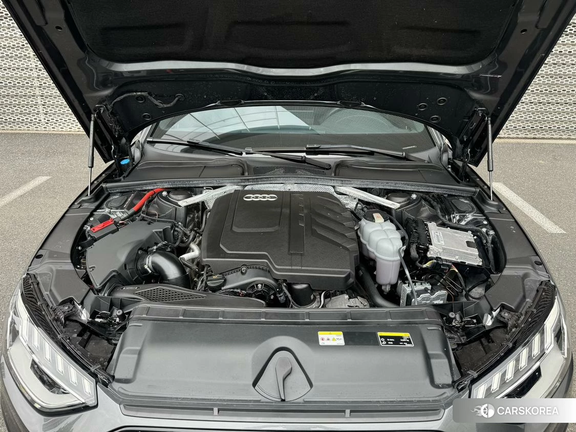 Audi A4L id 4473712 из Китая 7