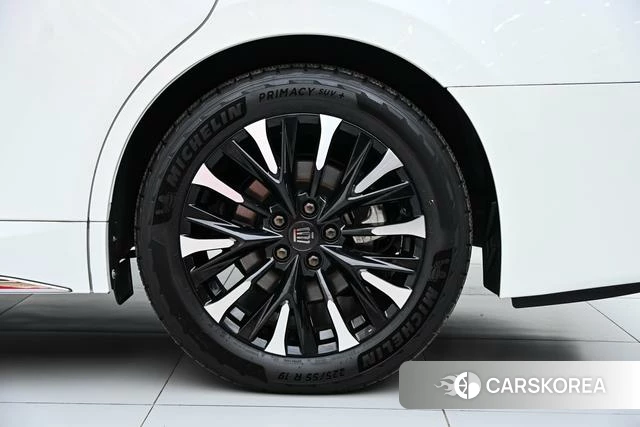 Toyota Wilfa id 4336233 из Китая 7