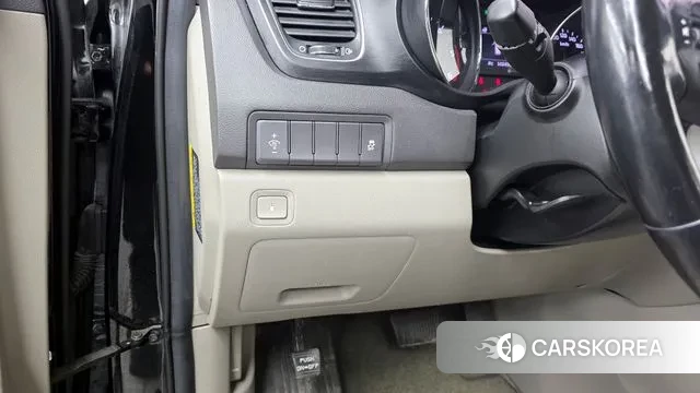 Kia All New Carnival id 3773335 из Кореи 7