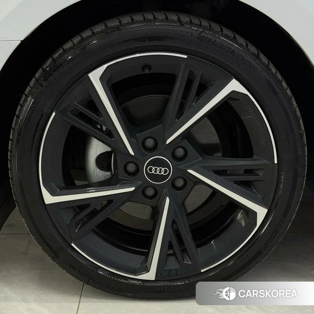 Audi A3 id 4353406 из Китая 7