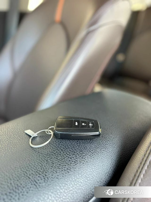 Toyota Camry (XV70) id 4180178 из Кореи 7