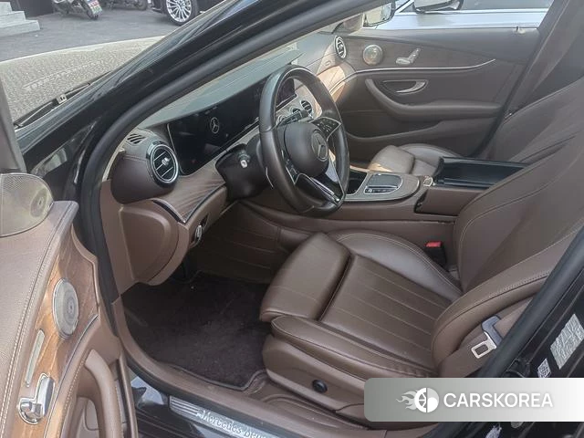 Mercedes-Benz E-class id 4300253 из Китая 7