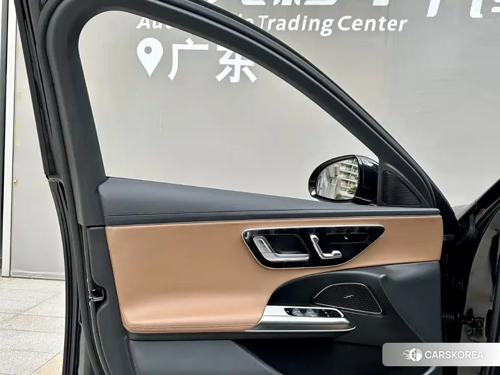 Mercedes-Benz E-Class id 4577661 из Китая 7
