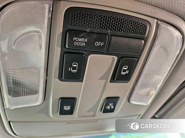 Kia All New Carnival id 4643110 из Кореи 7