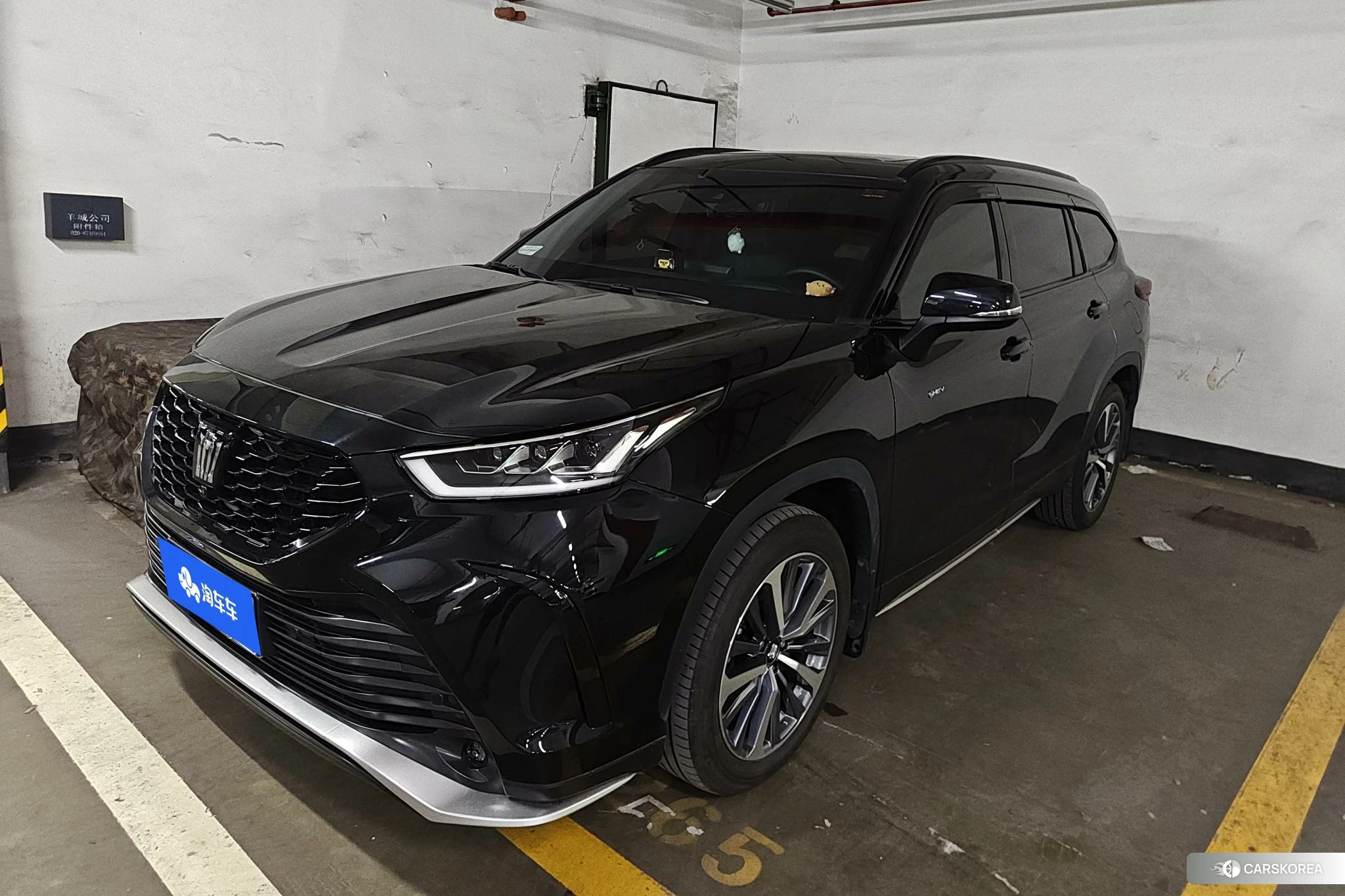 Toyota Crown Lufang id 4486303 из Китая 7