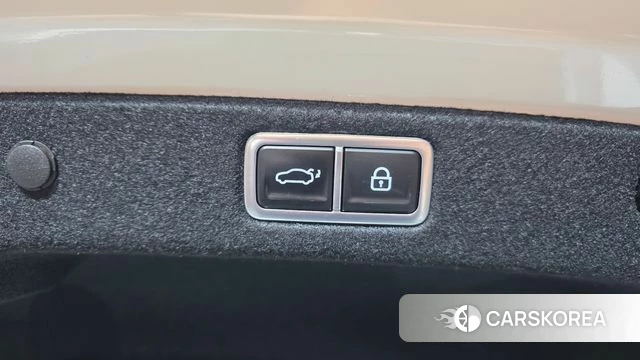 Hyundai Grandeur Hybrid (GN7) id 4456334 из Кореи 7