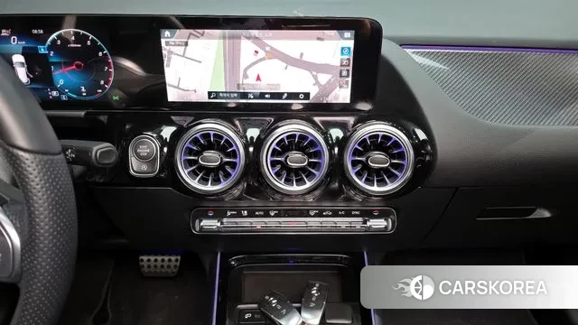 Mercedes-Benz GLA - Class H247 id 3452760 из Кореи 7