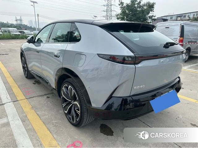 Mazda EZ-60 id 4301774 из Китая 7