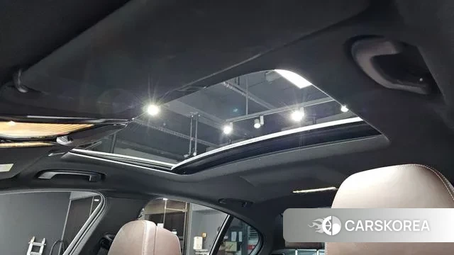 BMW 5 Series (G30) id 3384840 из Кореи 7